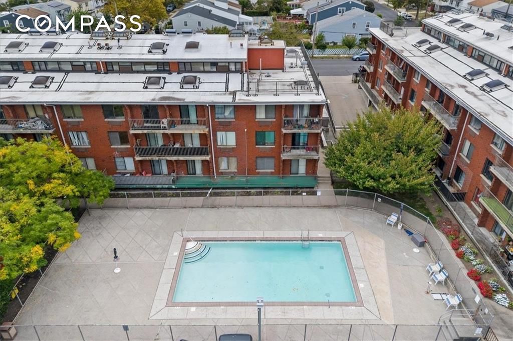 1431 E 108th Street 10E