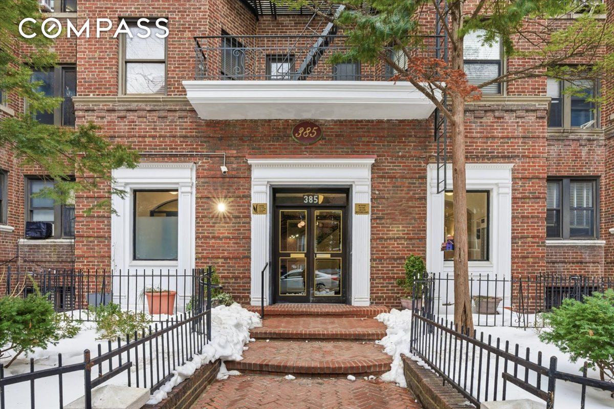 385 Argyle Road 4A