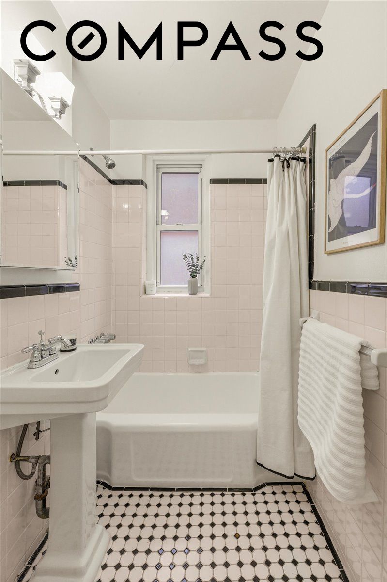 385 Argyle Road 4A