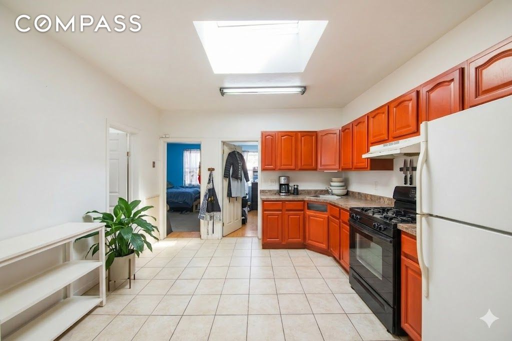 1589 Canarsie Road