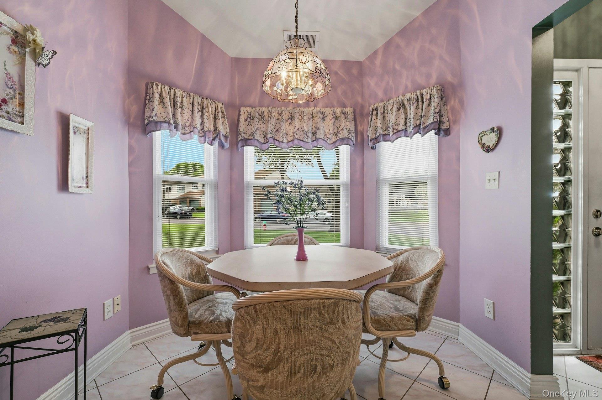 71 Timber Ridge Drive Unit: 71