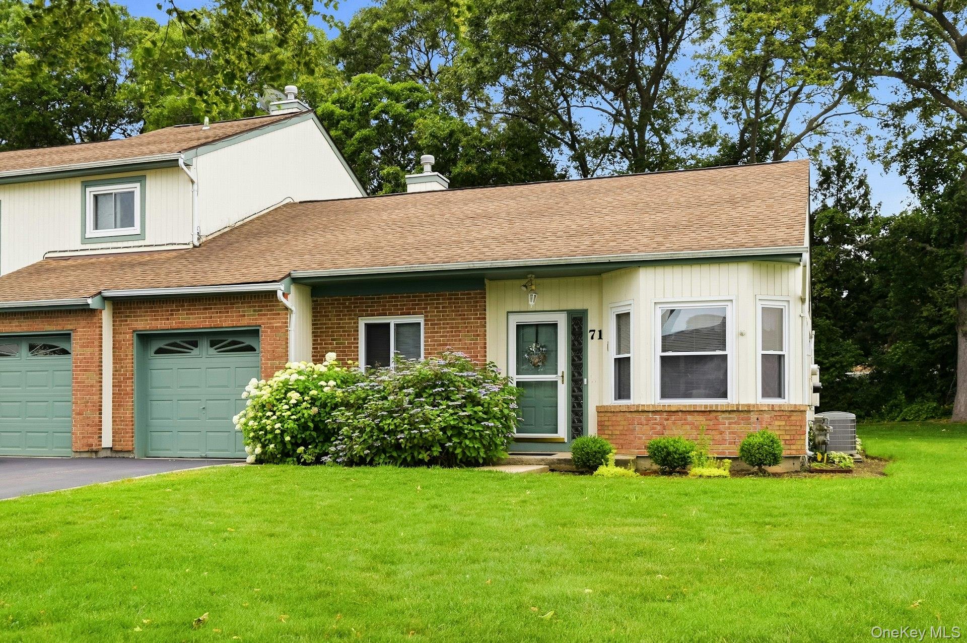 71 Timber Ridge Drive Unit: 71