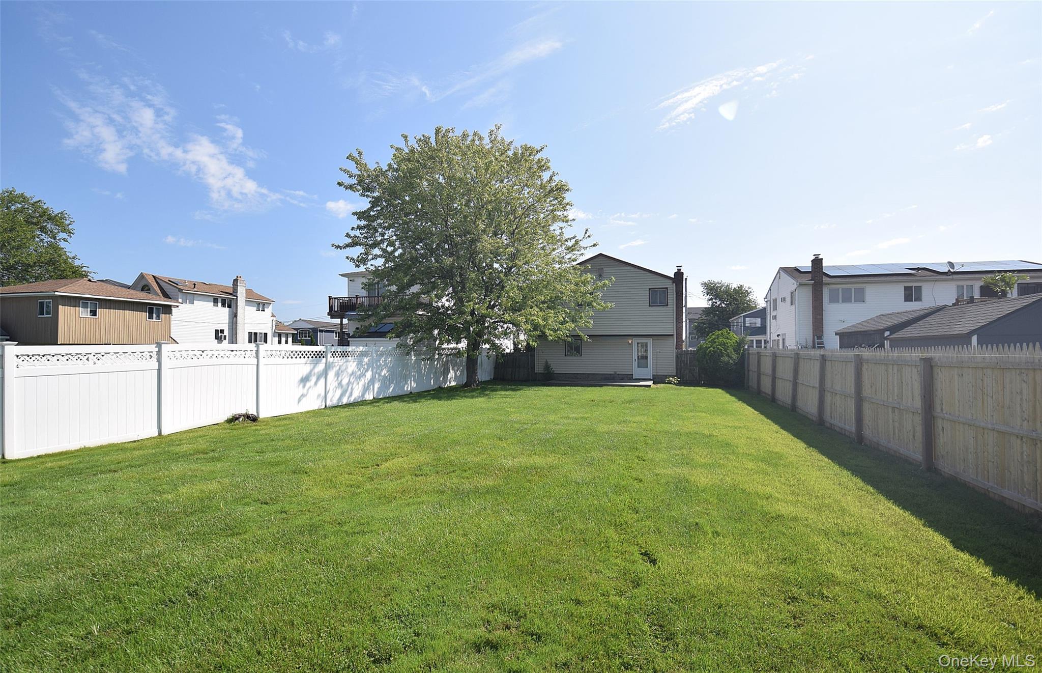 855 Surf Street