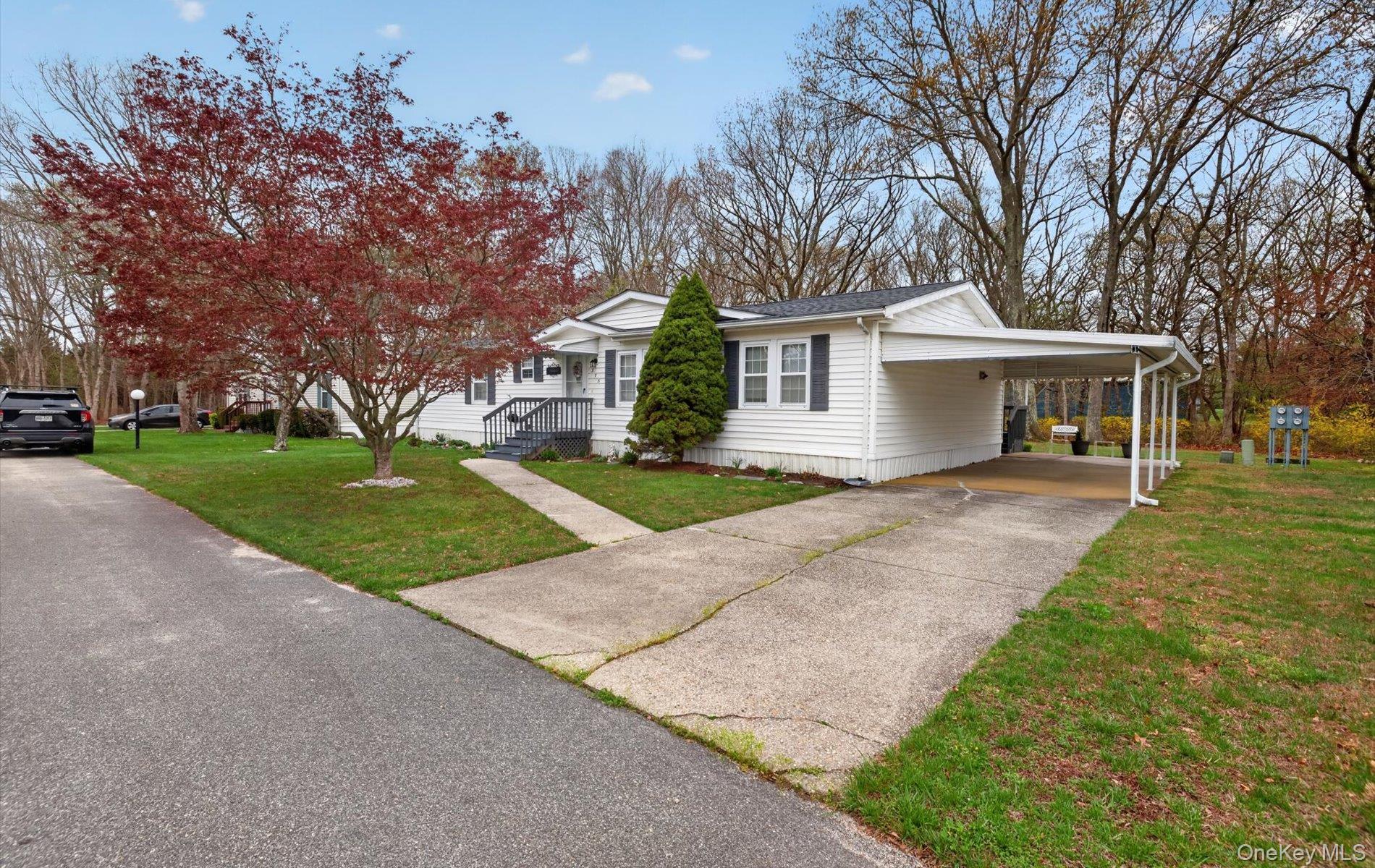638 Fresh Pond Avenue Unit: 375