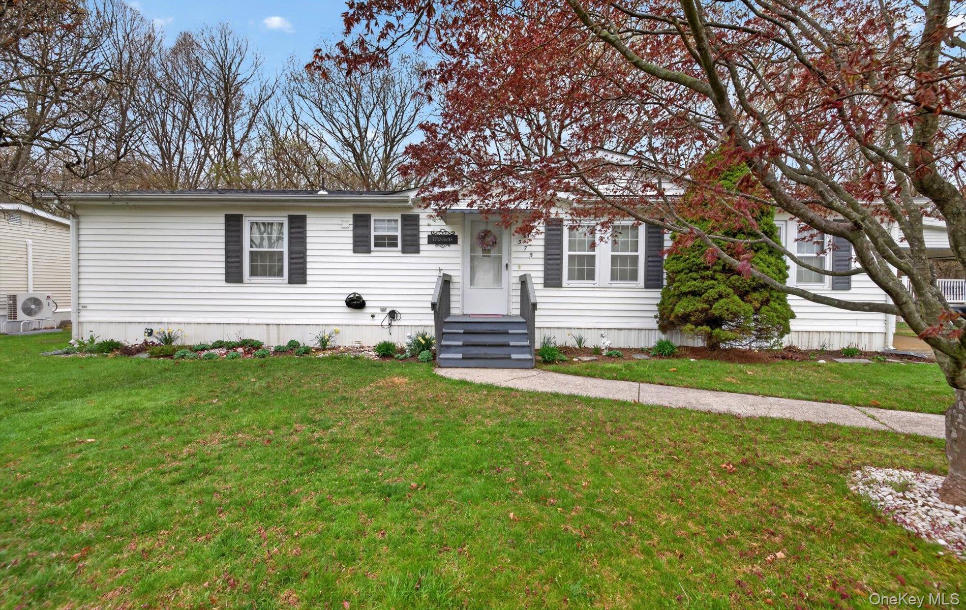 638 Fresh Pond Avenue Unit: 375