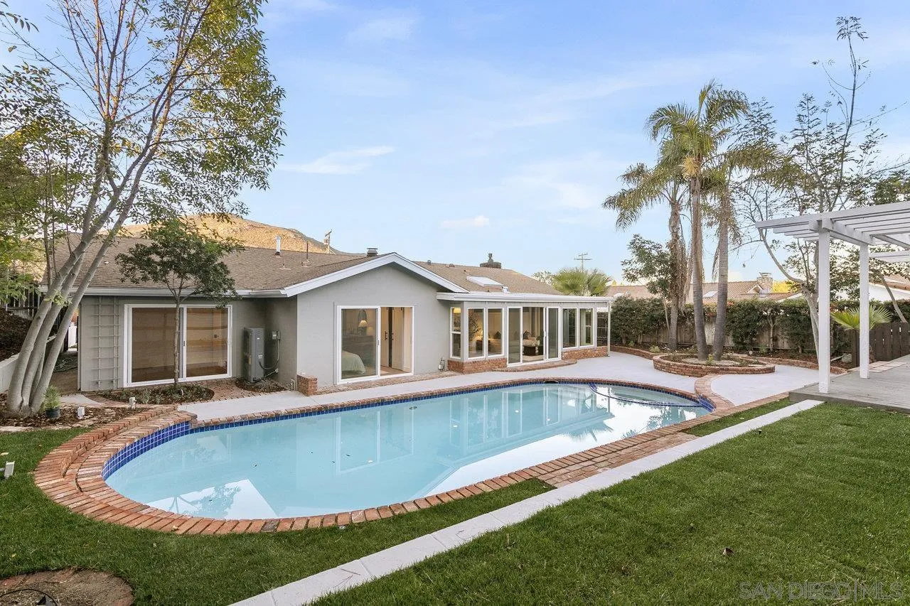 7649 Lake Adlon Drive