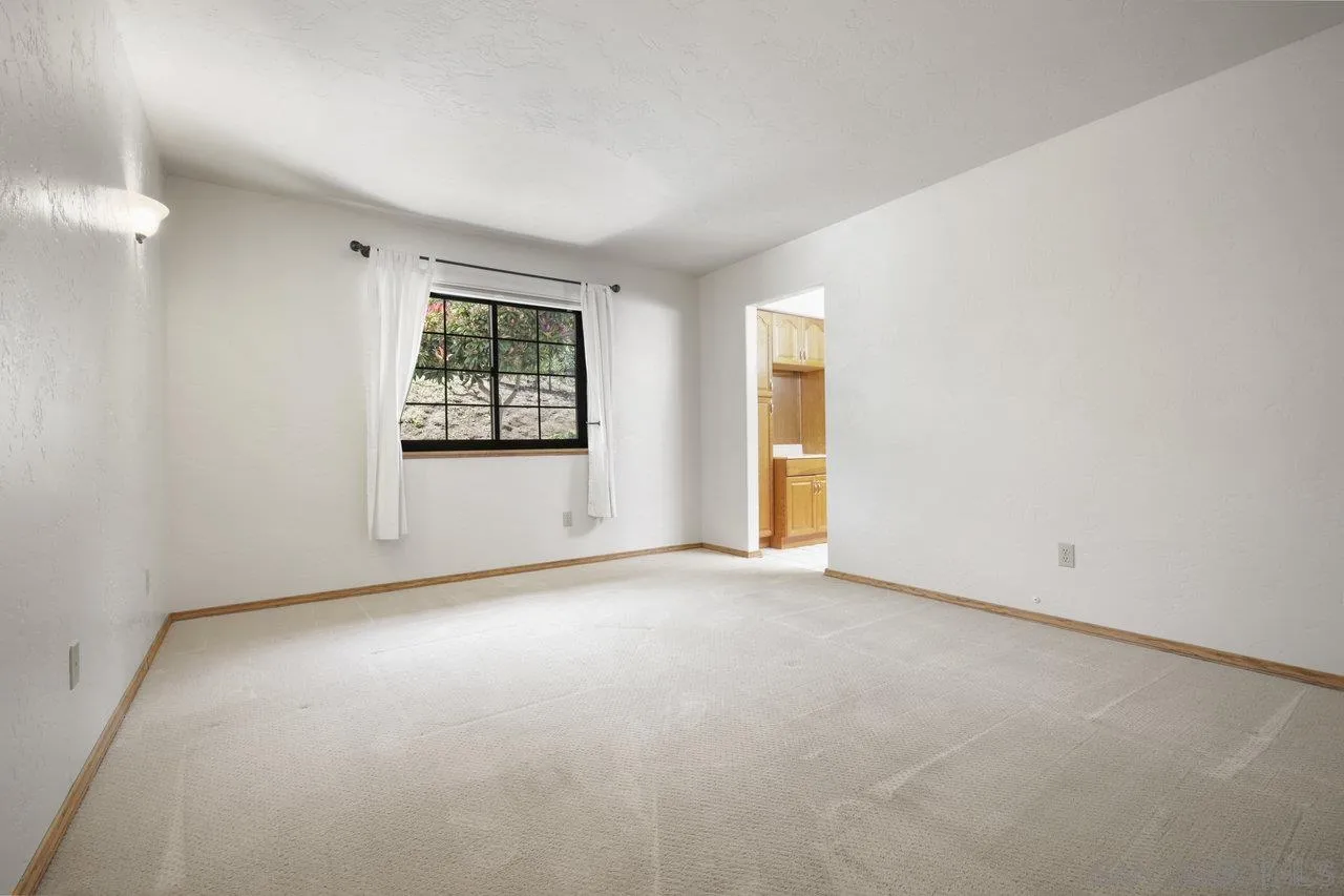 28116 Mountain Meadow Rd
