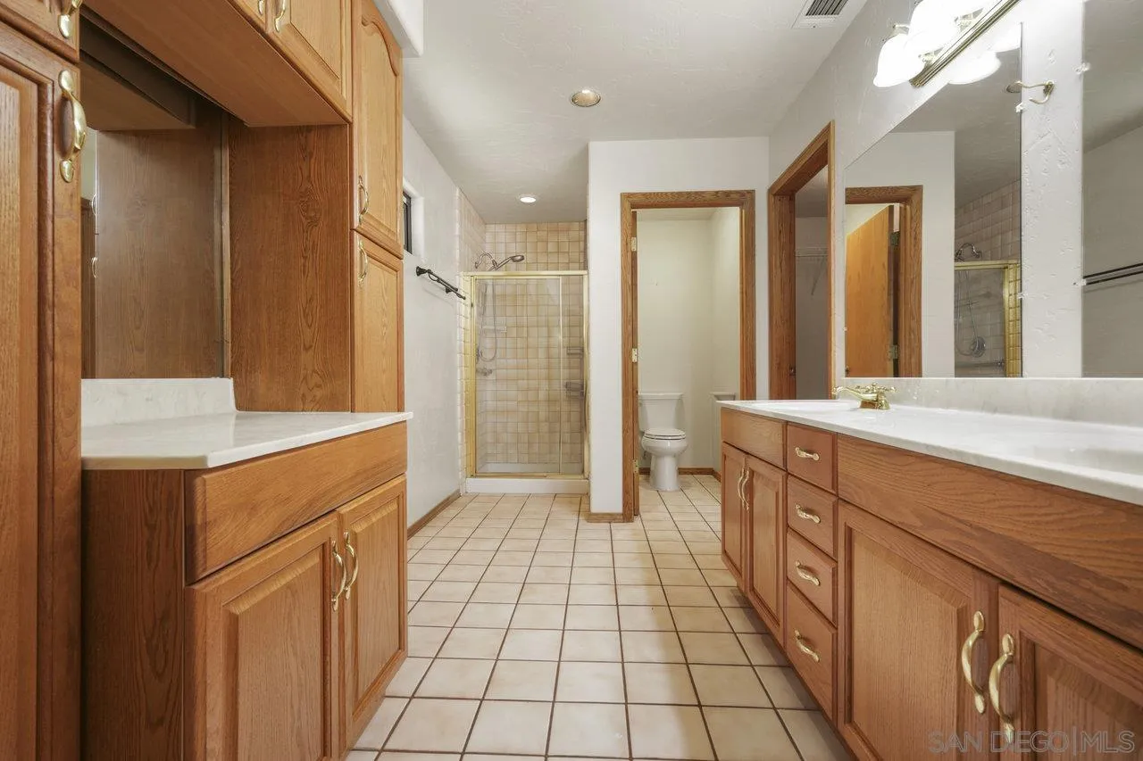 28116 Mountain Meadow Rd
