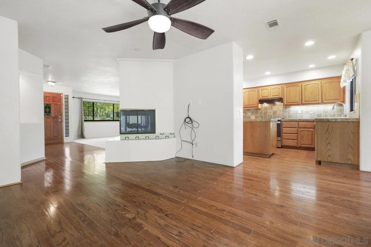 28116 Mountain Meadow Rd
