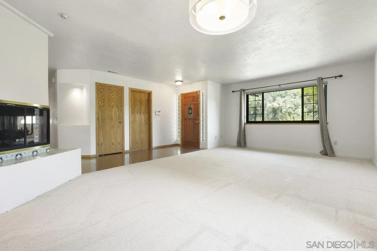 28116 Mountain Meadow Rd