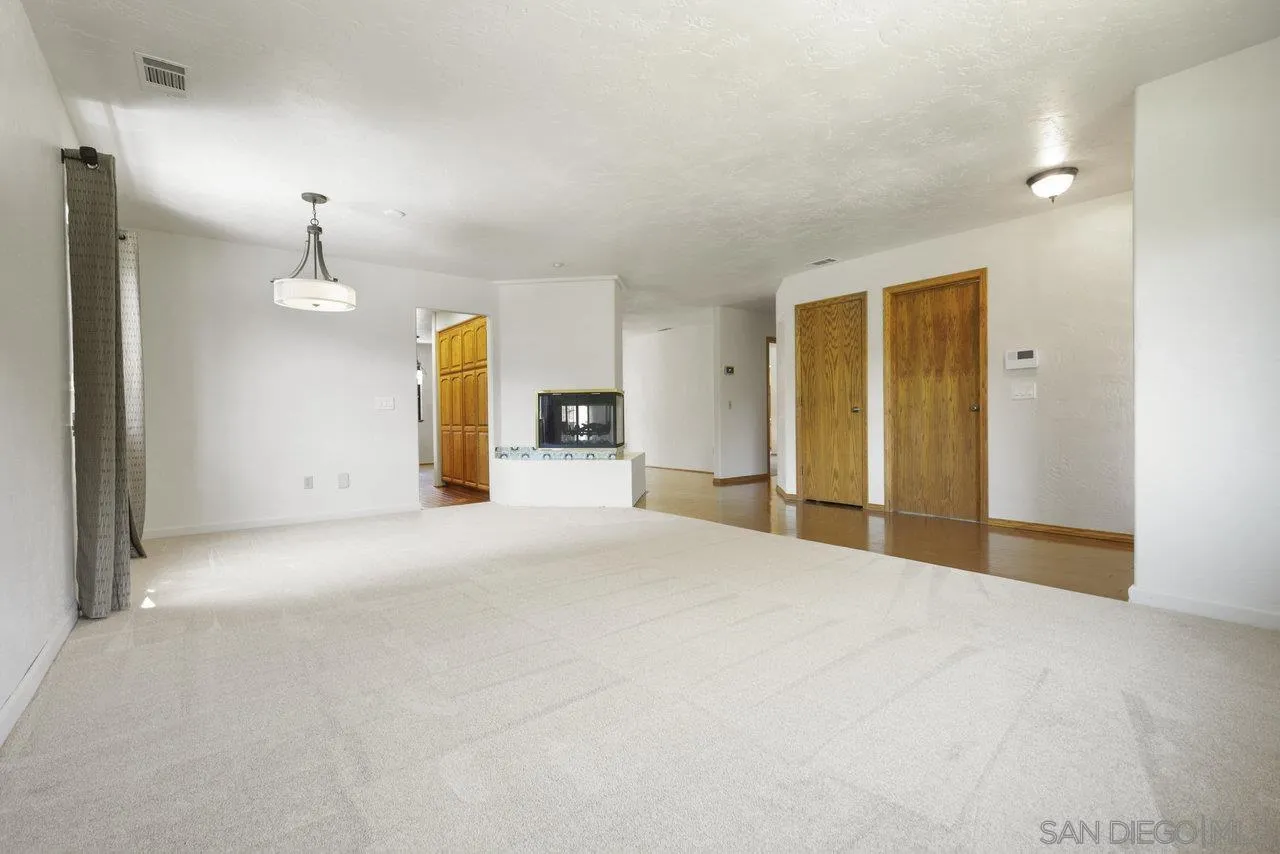 28116 Mountain Meadow Rd