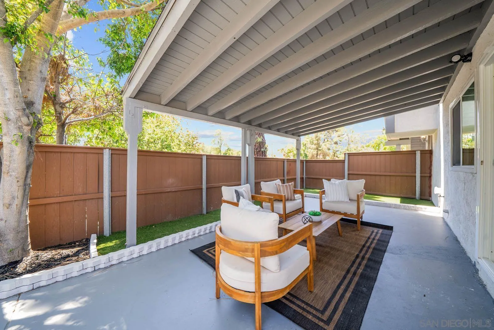 10602 Porto Ct