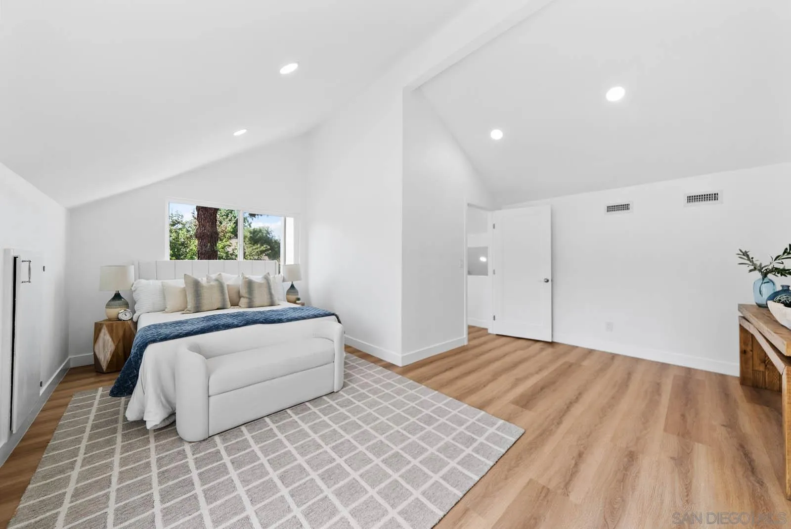 10602 Porto Ct