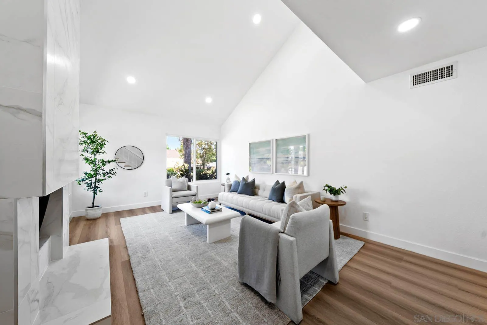 10602 Porto Ct