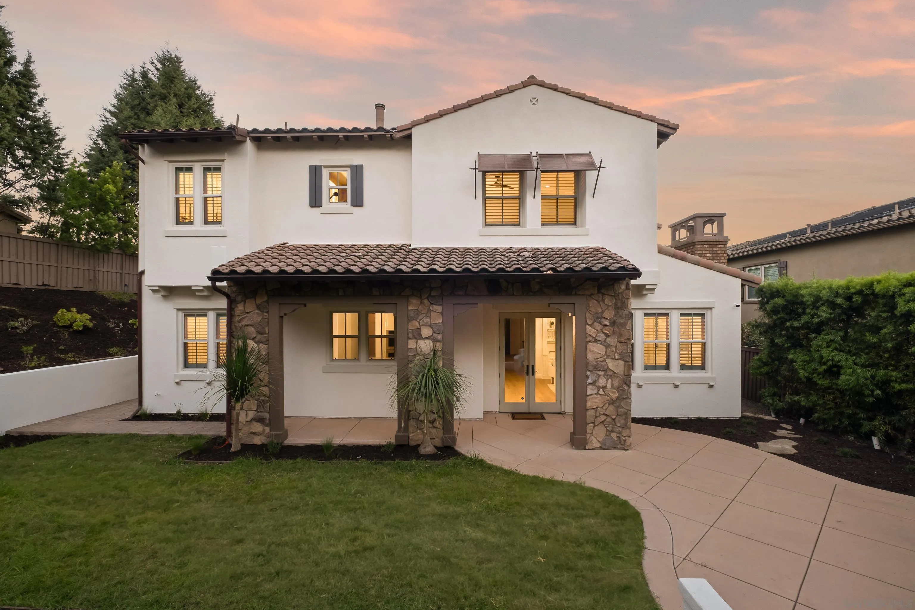 7175 Sitio Caballero