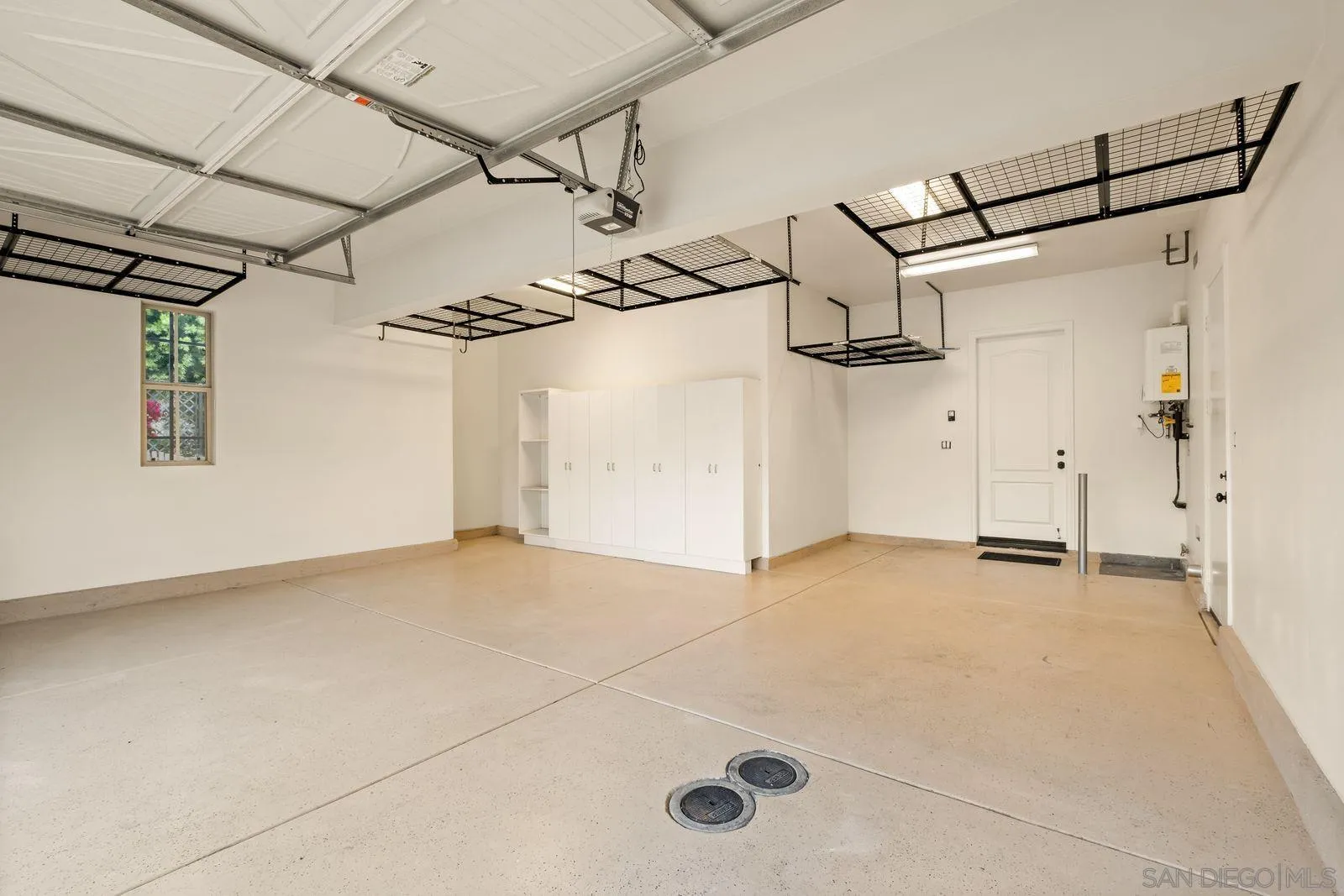 7175 Sitio Caballero