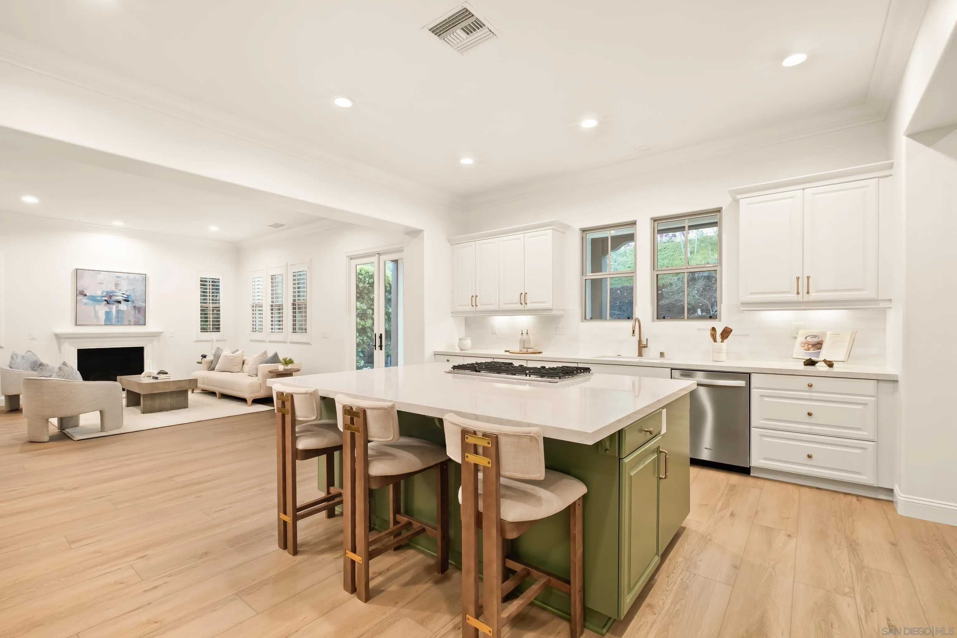 7175 Sitio Caballero