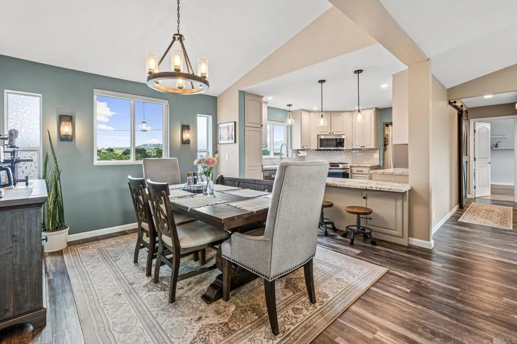 2816 Pioneer Way