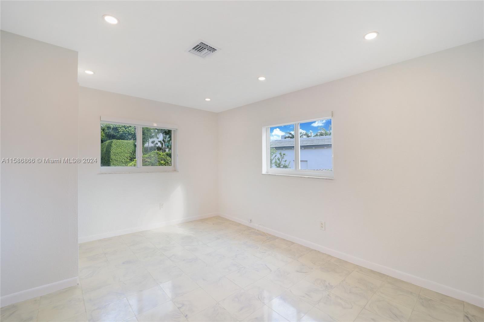 111 E 1st Ct