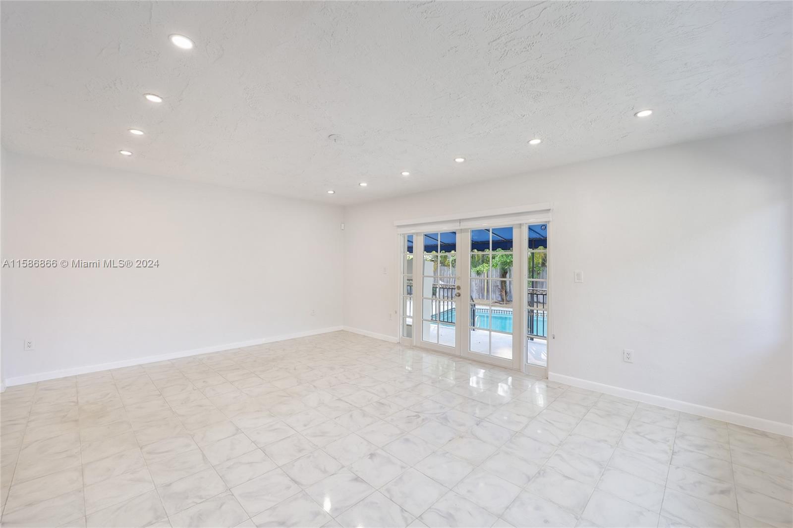 111 E 1st Ct
