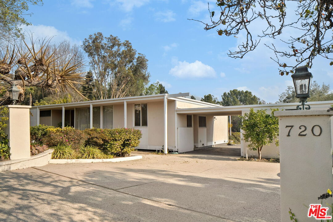 720 N Bonhill Rd