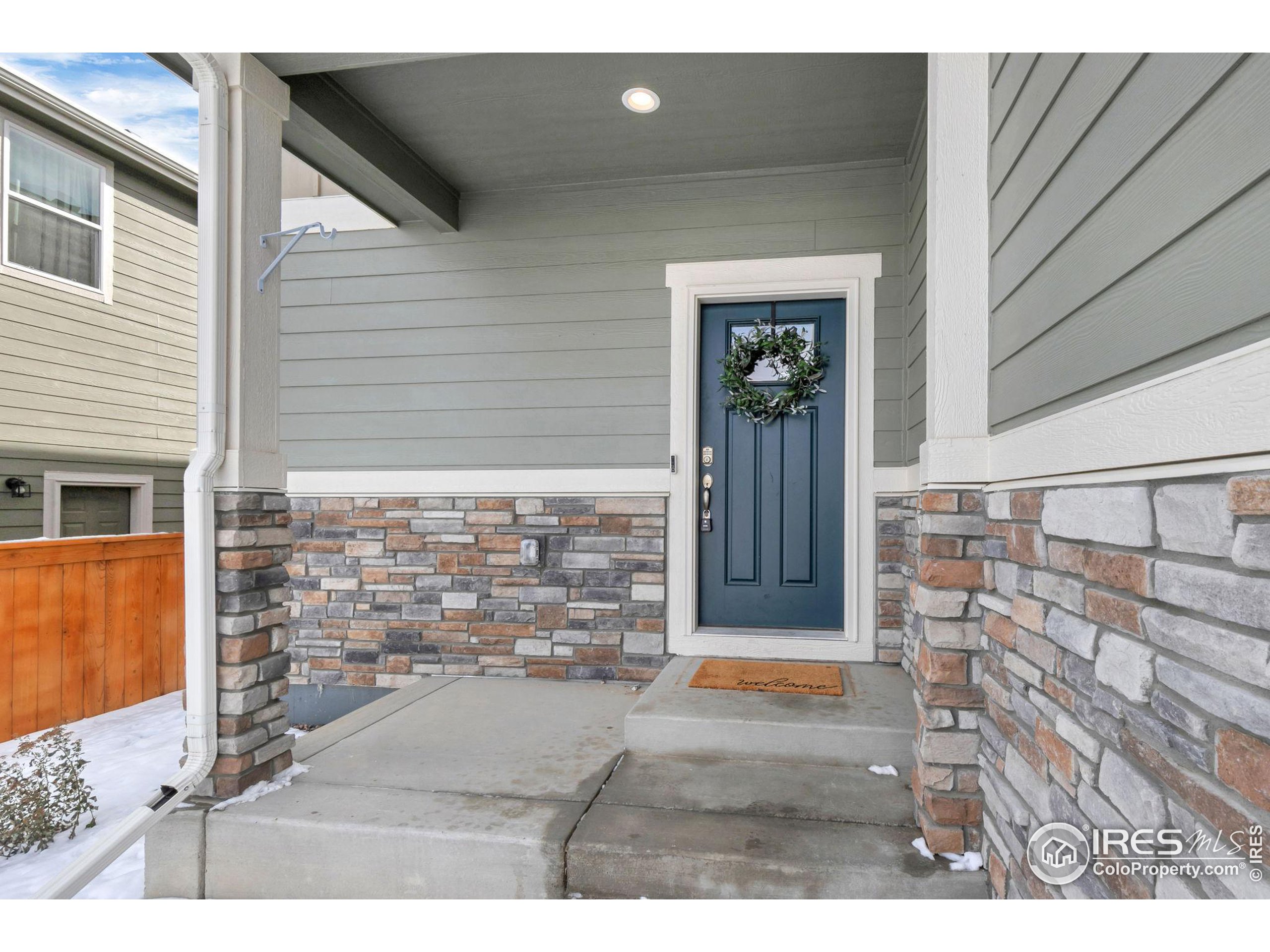 1229 Lily Mountain Rd