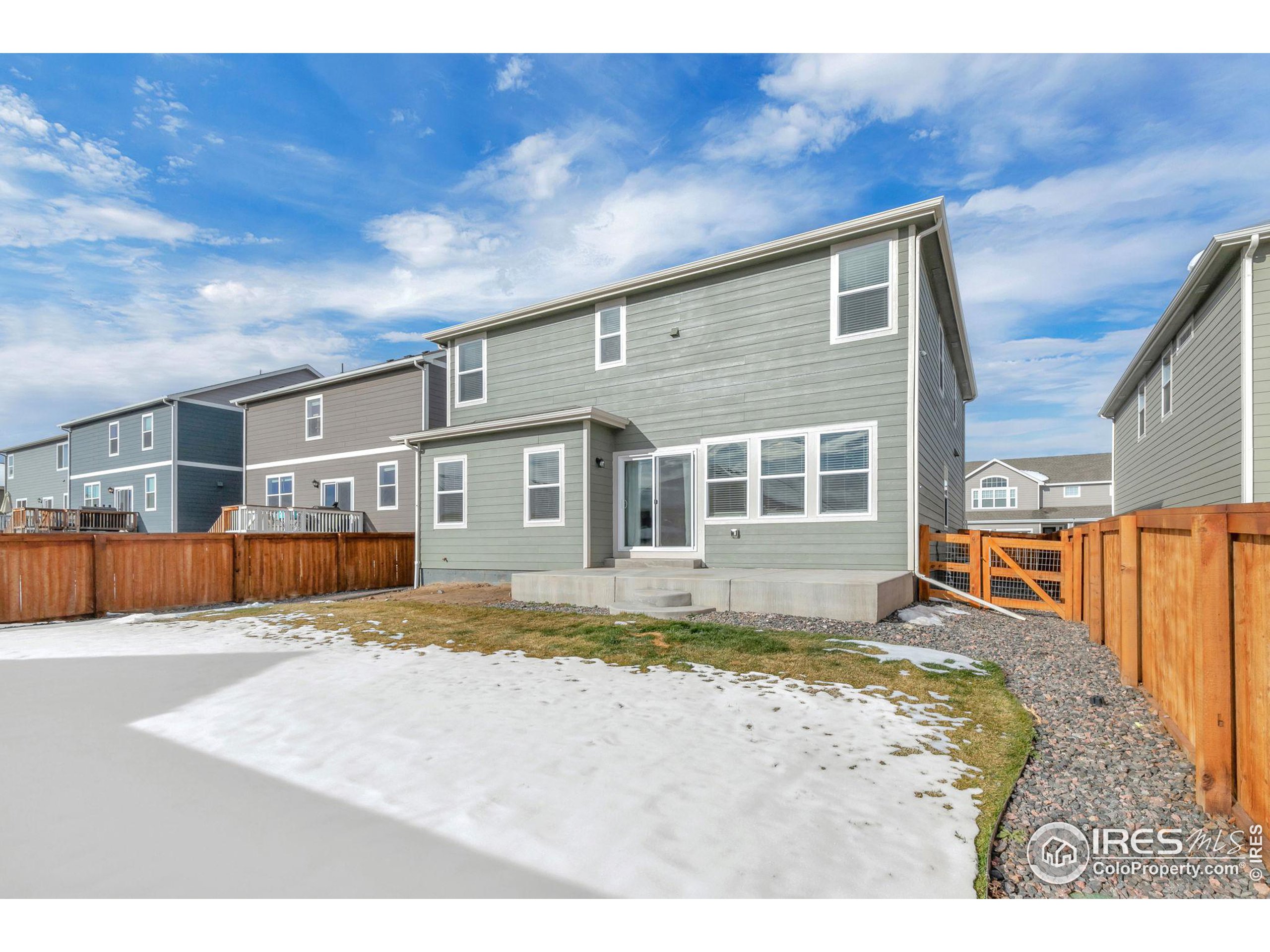 1229 Lily Mountain Rd