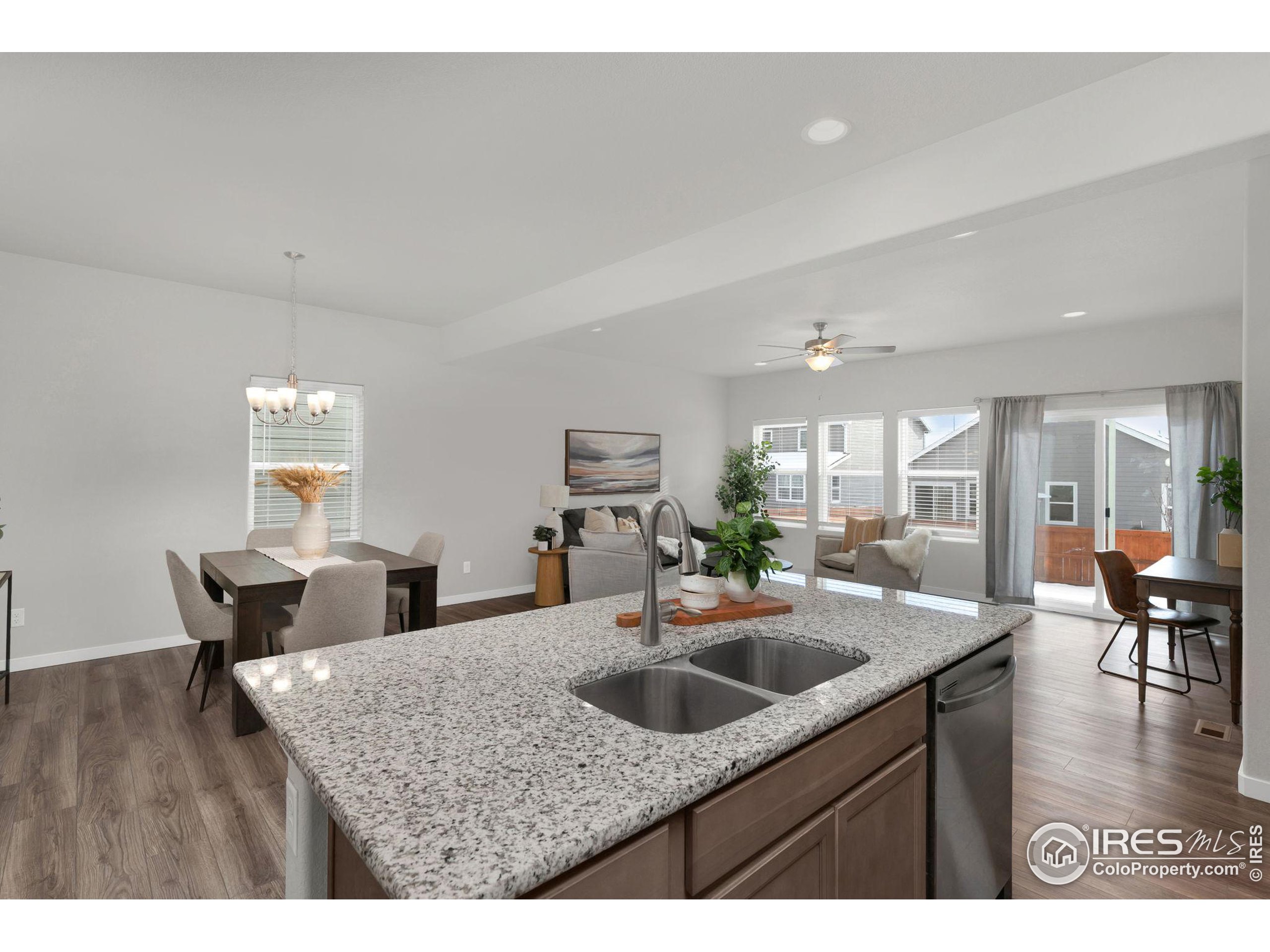 1229 Lily Mountain Rd