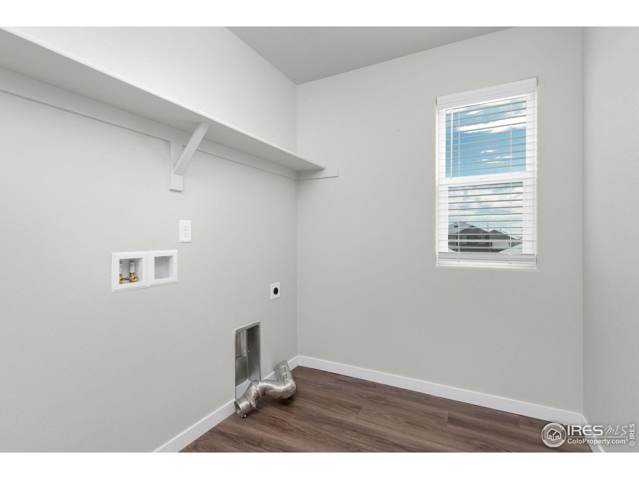 1229 Lily Mountain Rd