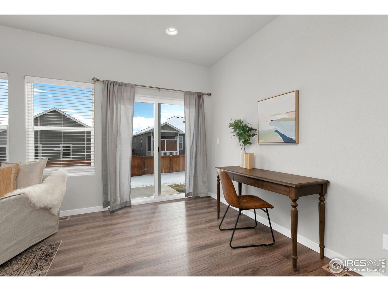 1229 Lily Mountain Rd