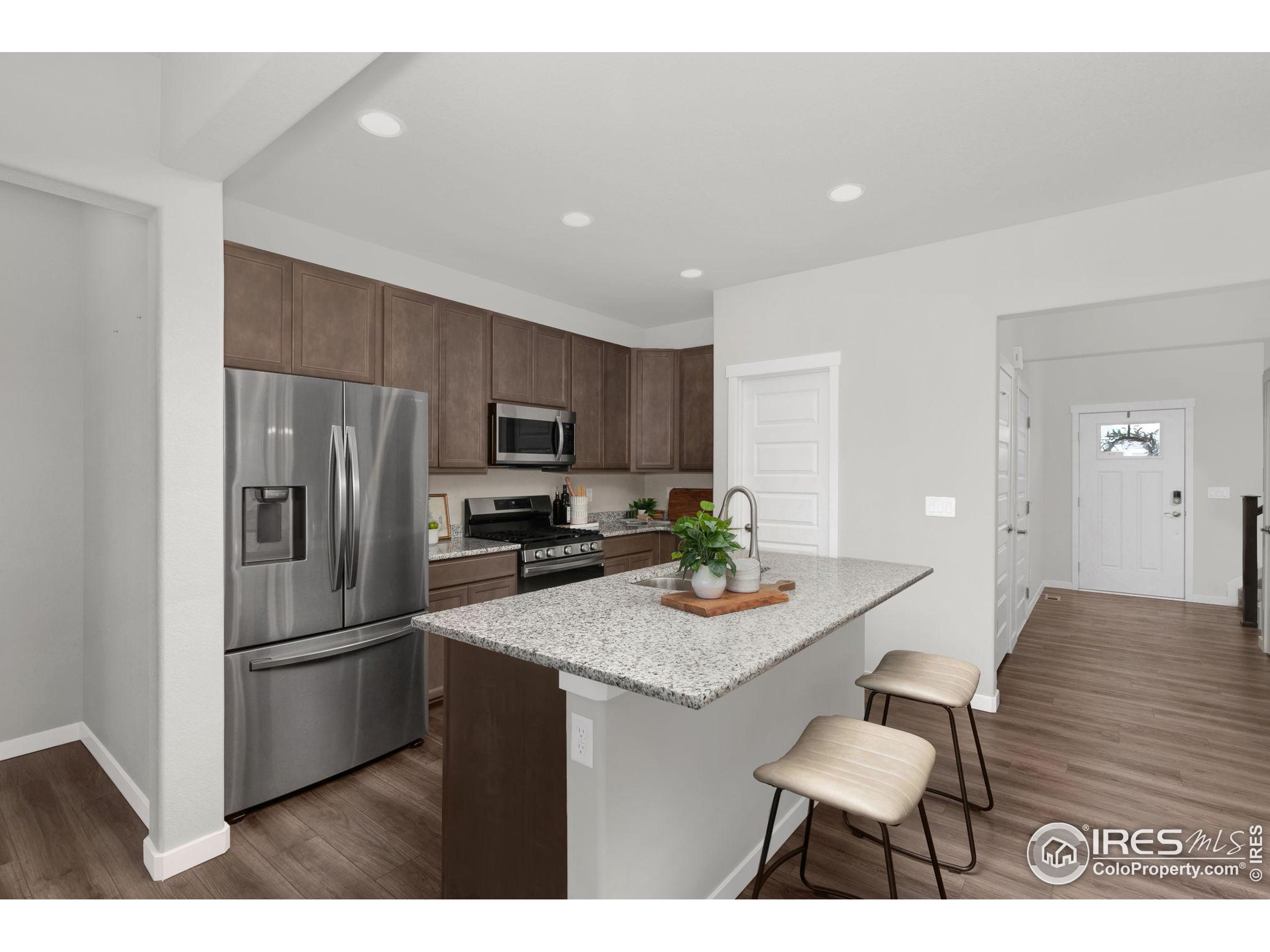 1229 Lily Mountain Rd