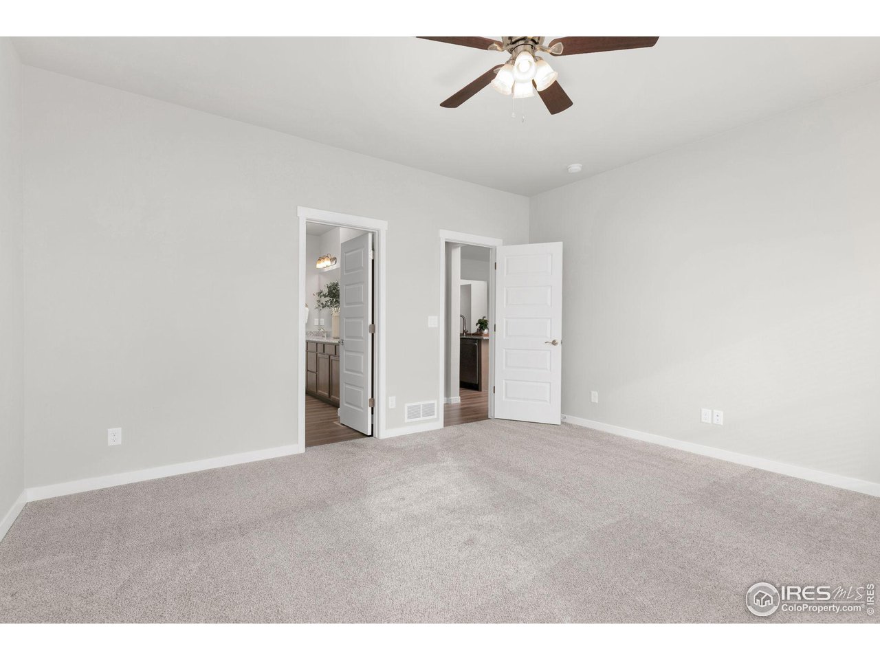 1229 Lily Mountain Rd