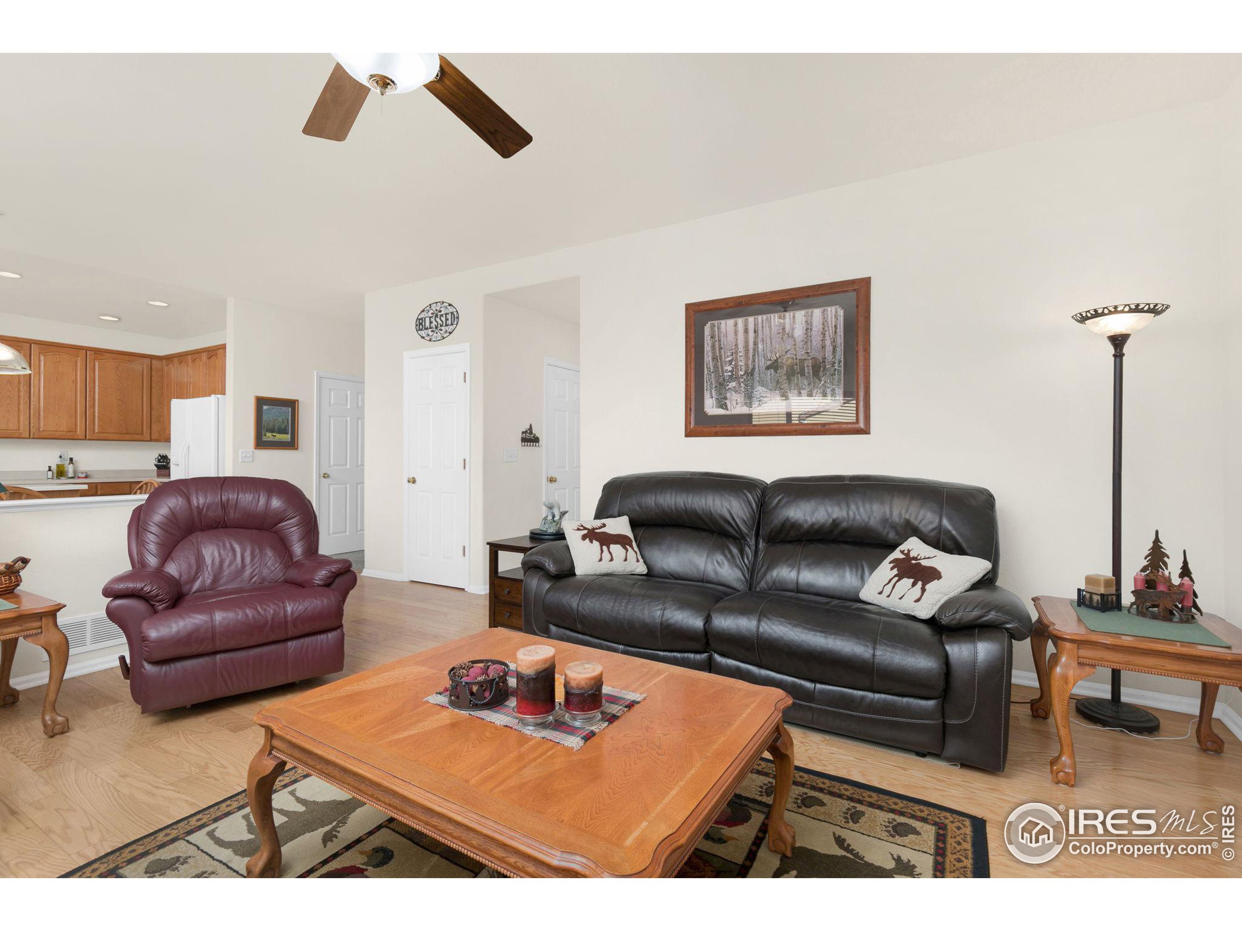 1528 Prairie Hawk Dr