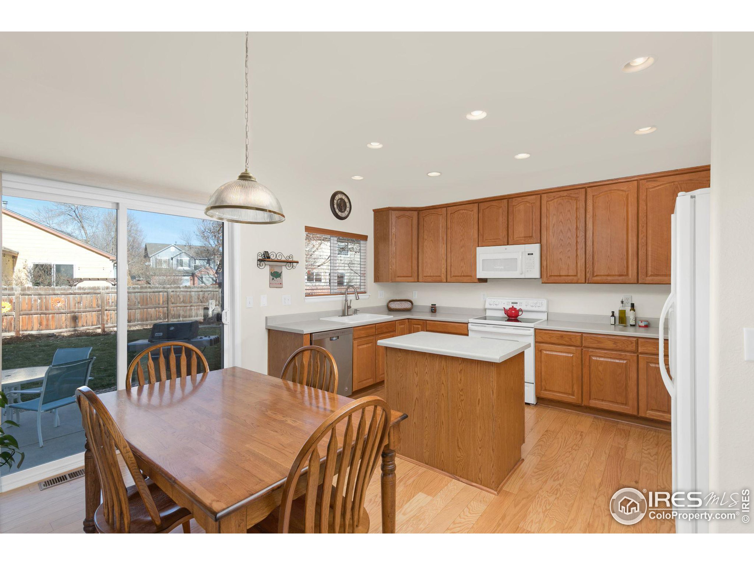 1528 Prairie Hawk Dr