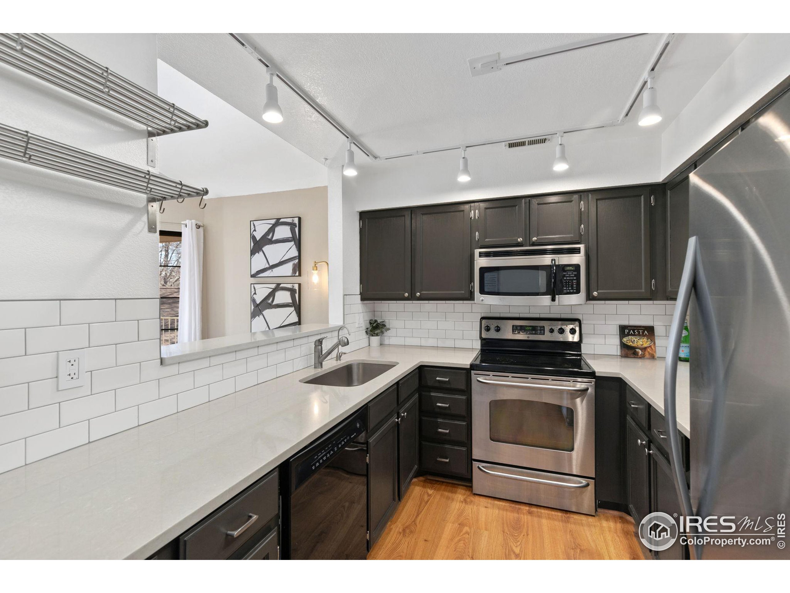 5934 Gunbarrel Ave Unit: C