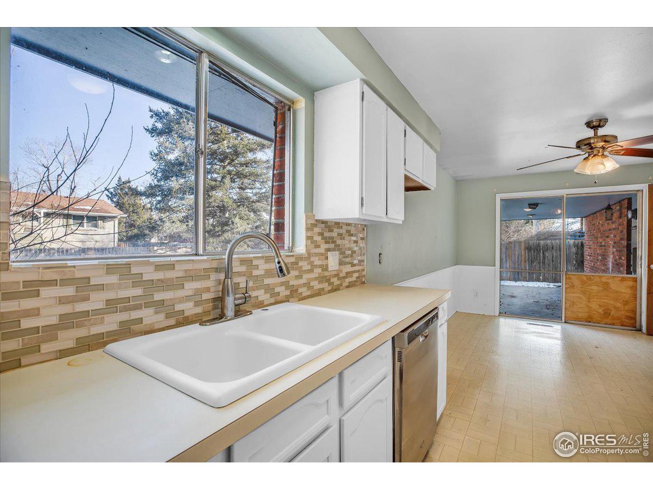 230 Seminole Dr