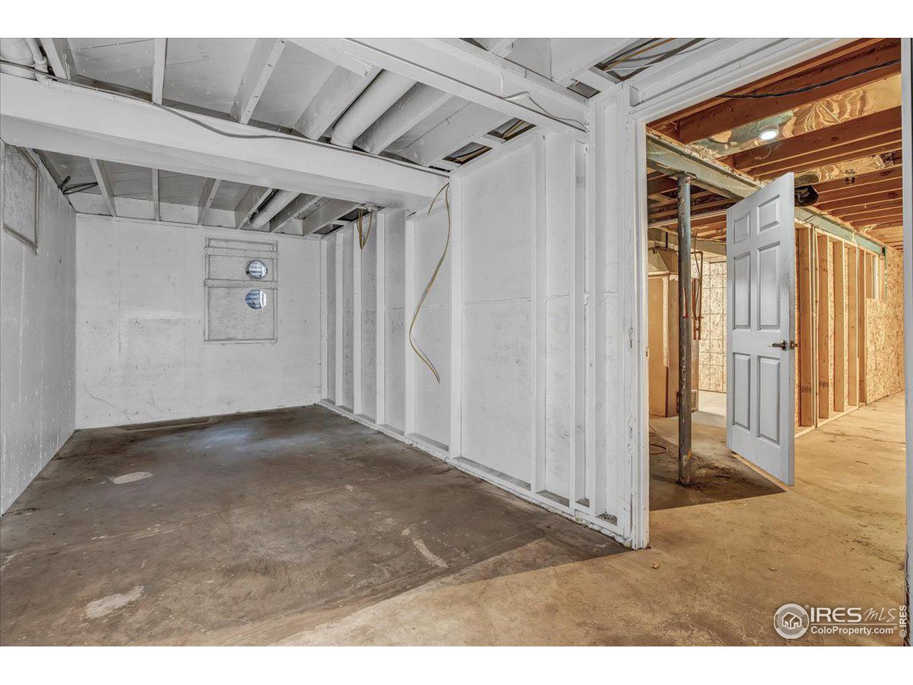 230 Seminole Dr