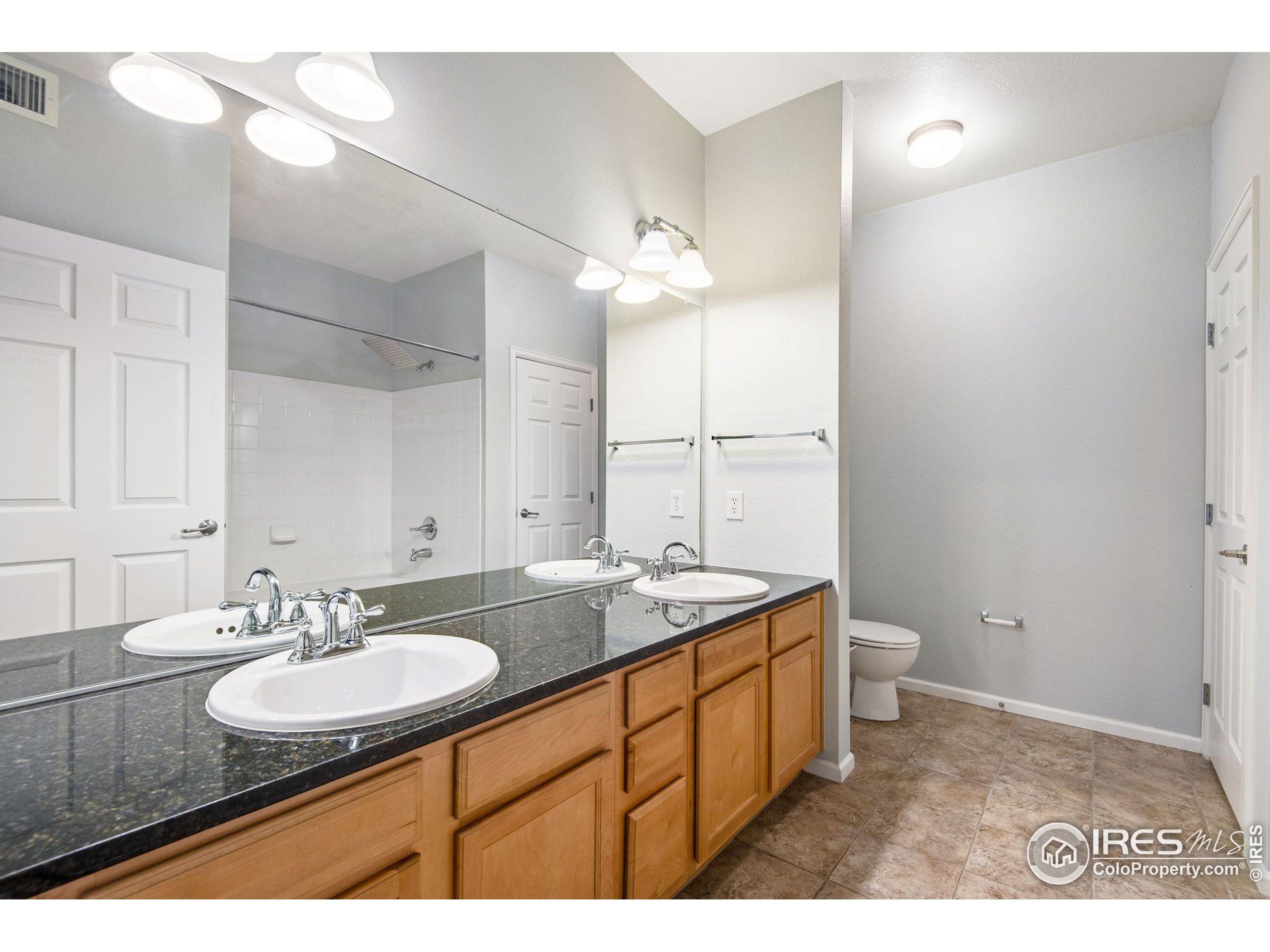 2955 Blue Sky Cir 6-104