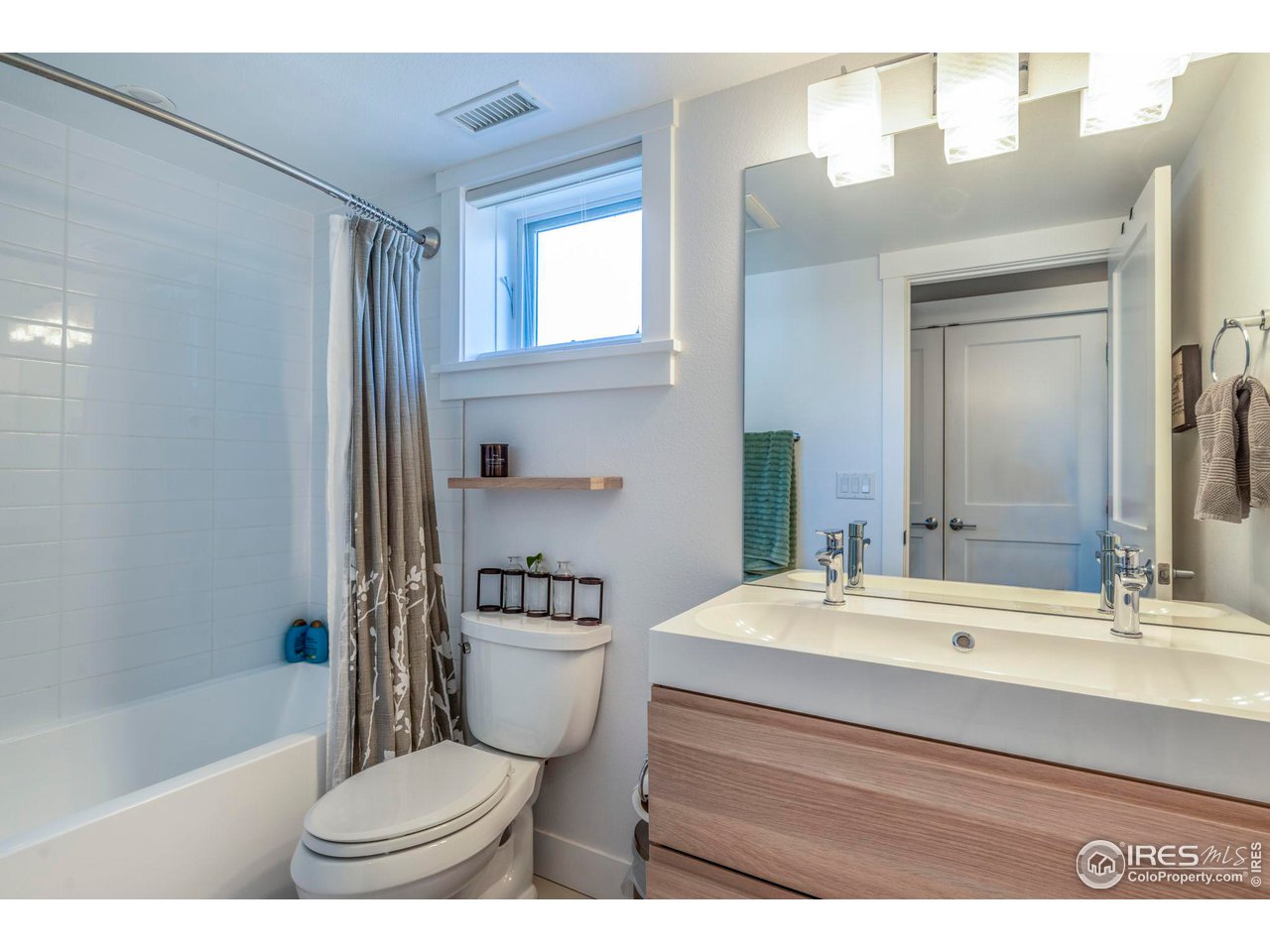 2058 Walnut St Unit: A