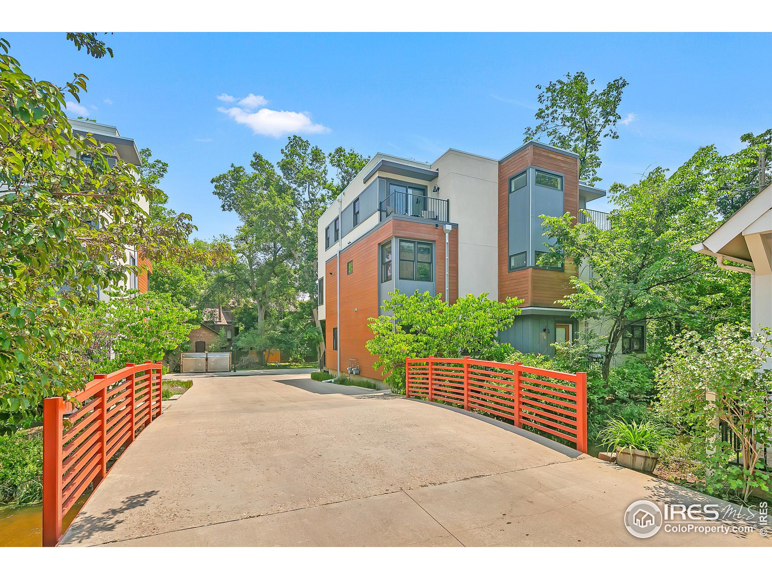 2058 Walnut St Unit: A