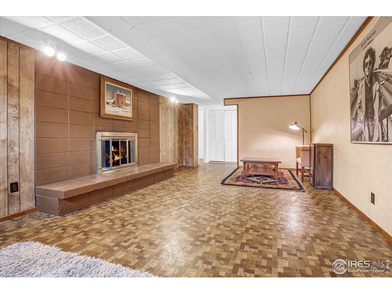 716 Ithaca Dr