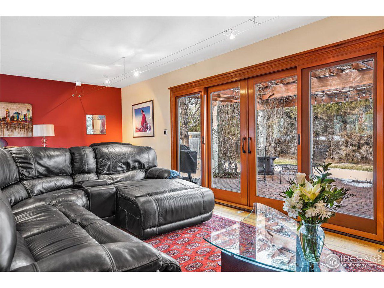 716 Ithaca Dr