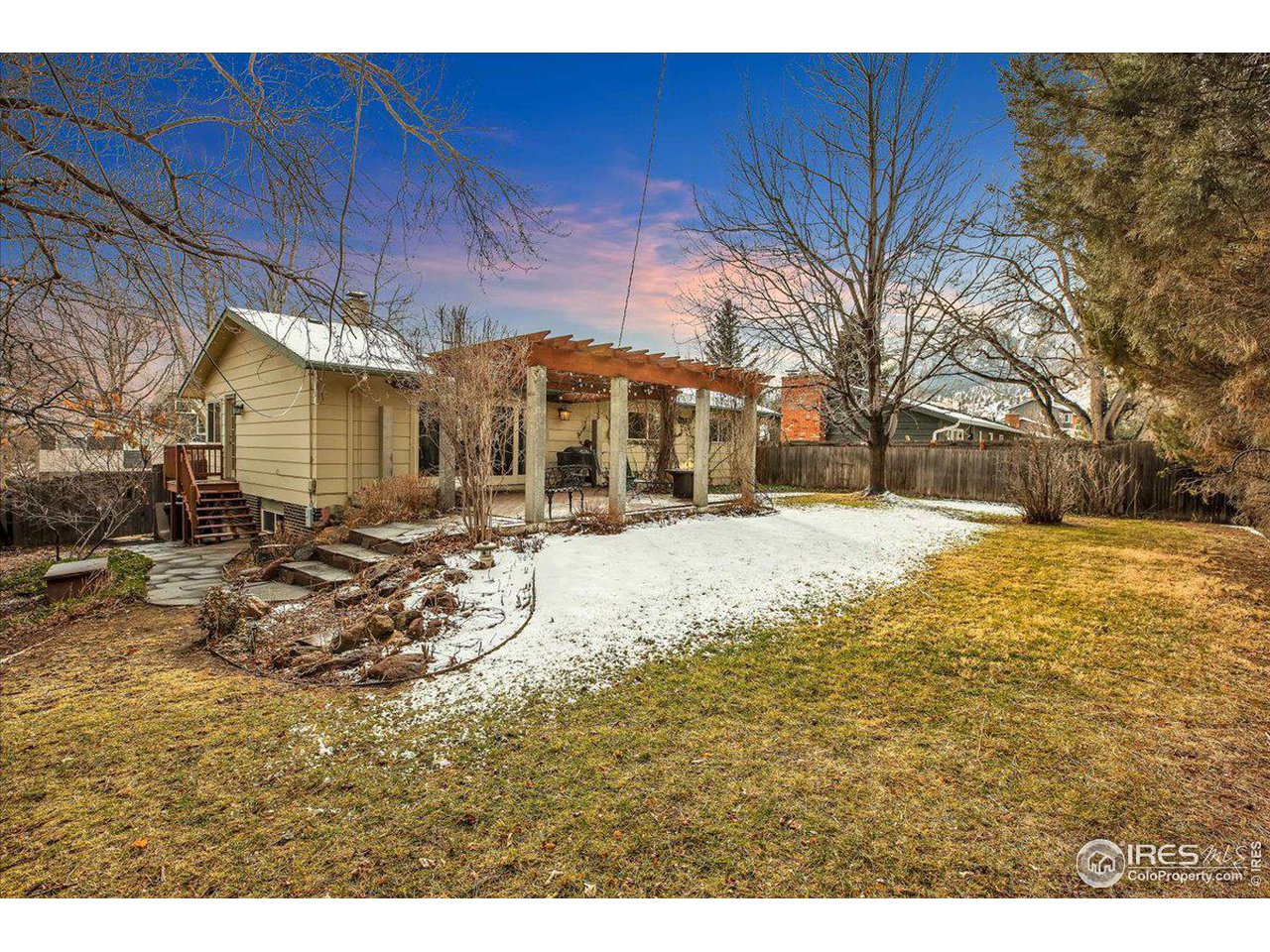 716 Ithaca Dr