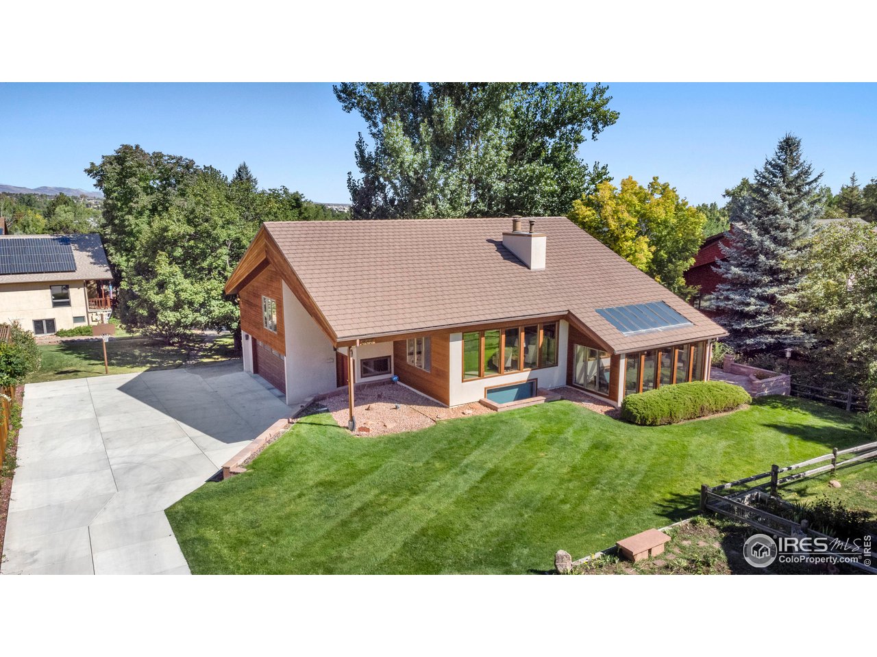845 Poplar Ave