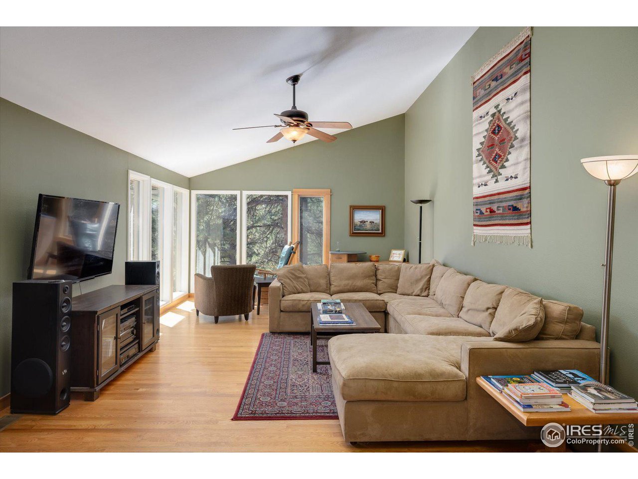 845 Cold Springs Rd