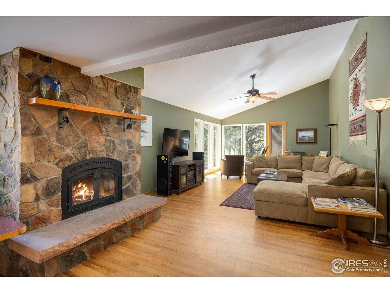 845 Cold Springs Rd
