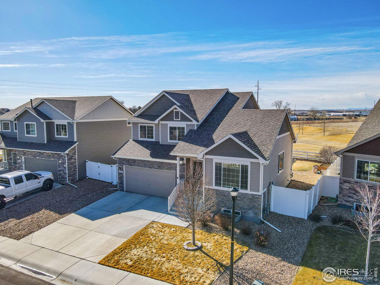 262 Pinebrook Ct