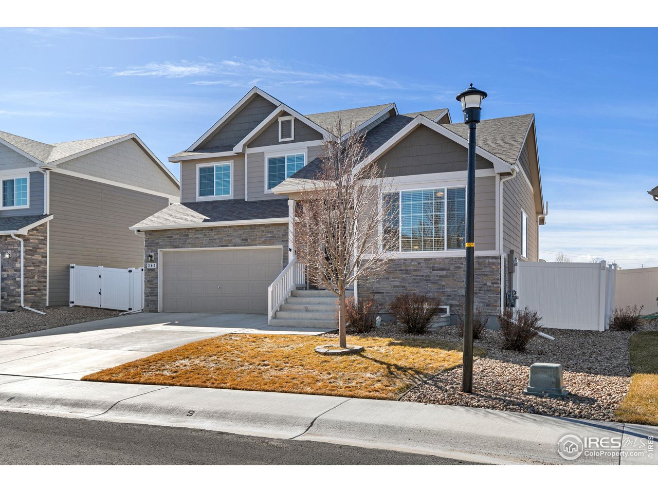 262 Pinebrook Ct