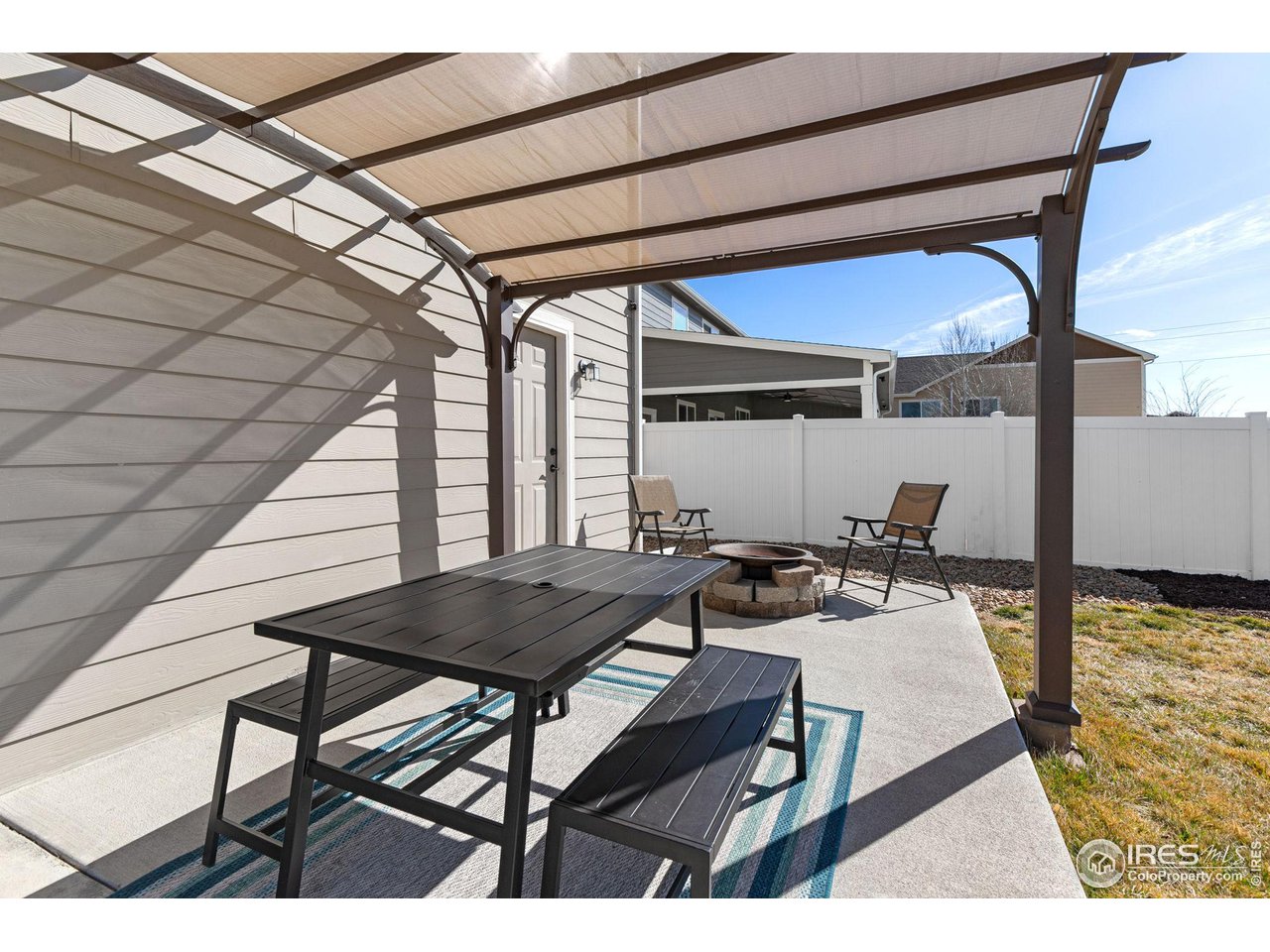 262 Pinebrook Ct