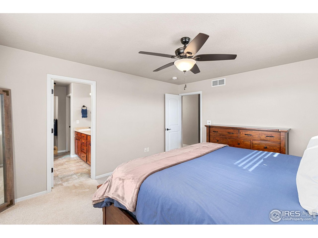 262 Pinebrook Ct